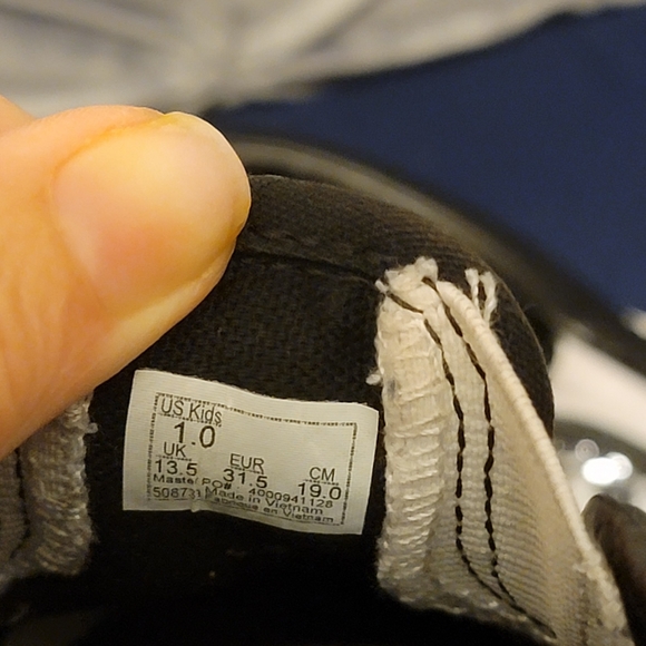 Kids Vans - Picture 7 of 7